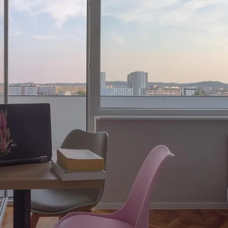 Initium - Na Wynajem - Obroncow Wybrzeza 4d Accommodatie bij particulieren Gdańsk