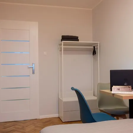 Initium - Na Wynajem - Obrońców Wybrzeża 4d *