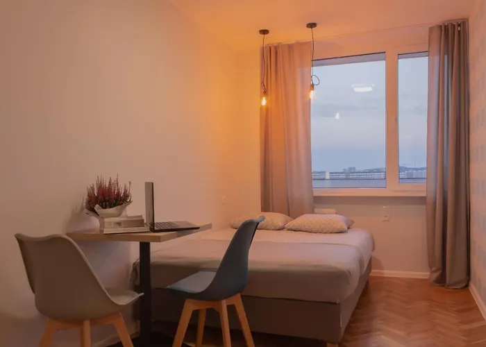 Initium - Na Wynajem - Obroncow Wybrzeza 4d Accommodatie bij particulieren *