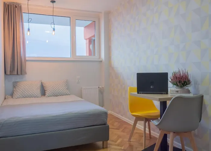 Initium - Na Wynajem - Obrońców Wybrzeża 4d Habitación en casa particular