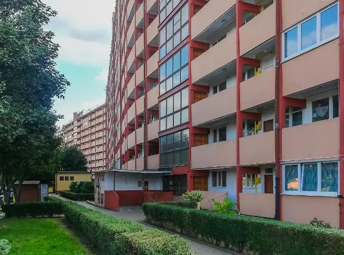 Initium - Na Wynajem - Obrońców Wybrzeża 4d *