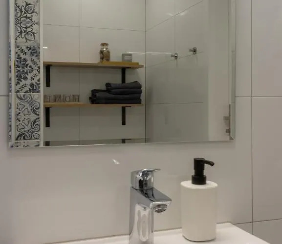 Initium - Na Wynajem - Obroncow Wybrzeza 4d